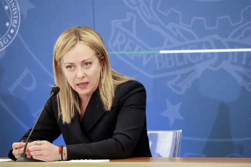 مهار فشارهای تورمی در اولویت کار ملونی