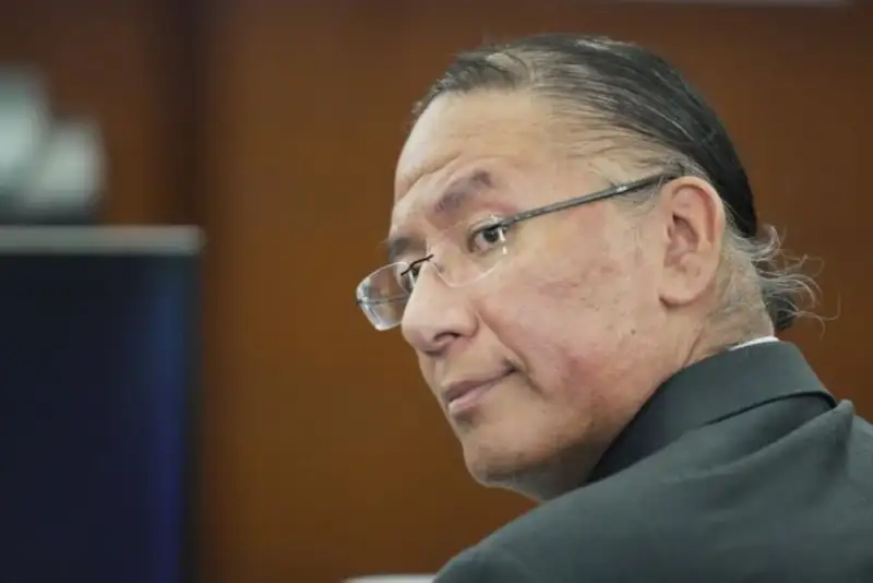 بازیگر «رقصنده با گرگ‌ها» به حبس ابد محکوم شد