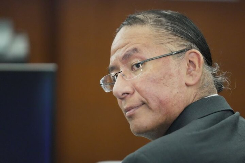 بازیگر «رقصنده با گرگ‌ها» به حبس ابد محکوم شد