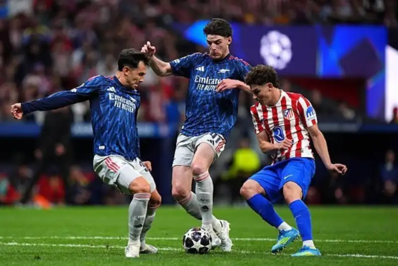 تساوی آرسنال و اتلتیکومادرید در نیمه‌نهایی لیگ قهرمانان