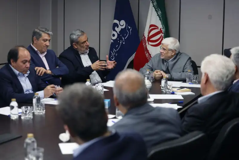 تأکید معاون اول رئیس‌جمهور بر نقش راهبردی نفت در پایداری اقتصاد