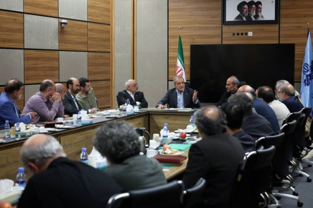 پزشکیان: هر صدایی که جامعه را دچار شکاف کند، کمک به دشمن است
