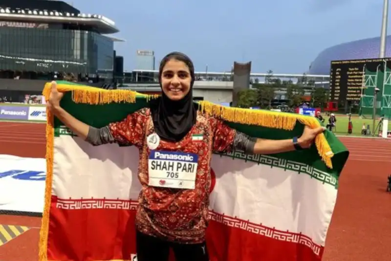 دختر خوزستانی بر سکوی نایب‌قهرمانی دوومیدانی آسیا ایستاد