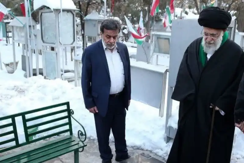 ابلاغ پیام قالیباف به خانواده سردار شهید طباطبائیان