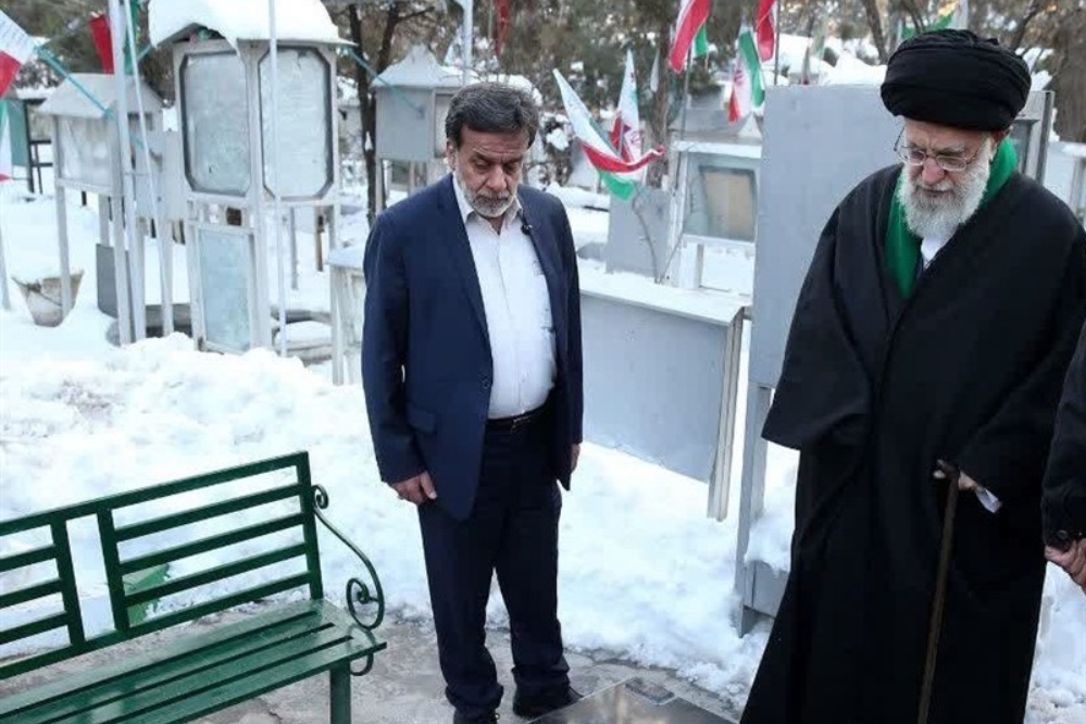 ابلاغ پیام قالیباف به خانواده سردار شهید طباطبائیان