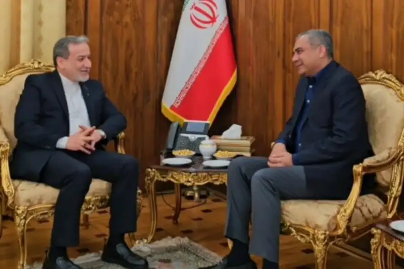 دیدار وزیر کشور پاکستان با عراقچی در تهران