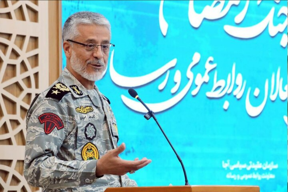 دریادار سیاری: رسانه خط مقدم جنگ نرم است