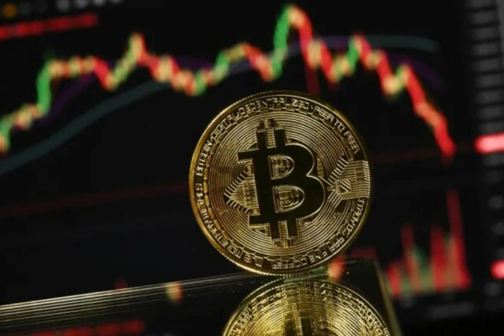 بازار ارز دیجیتال تحت فشار؛ بیت‌کوین در سایه تصمیم سنای آمریکا
