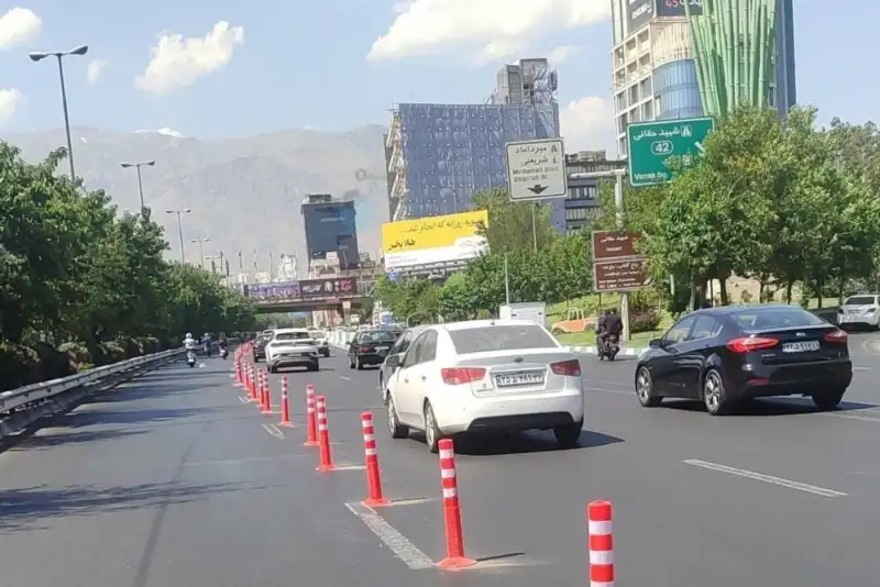 علت ایجاد موانع موقت و جدید در معابر تهران چیست؟