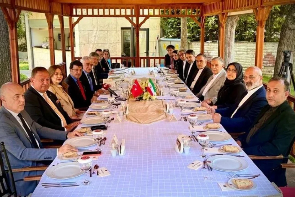 ترکیه برای مشارکت در بازسازی ایران اعلام آمادگی کرد