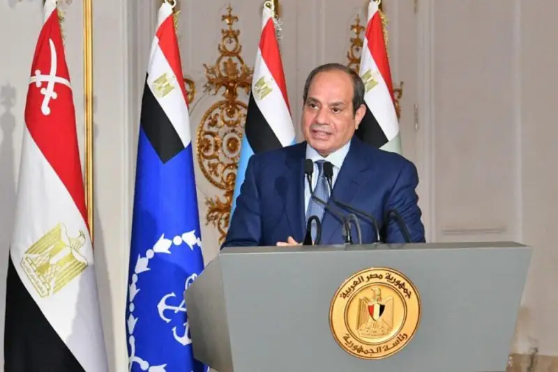 رئیس‌جمهور مصرخواستار حمایت از توافق ایران و آمریکا و توقف جنگ غزه شد