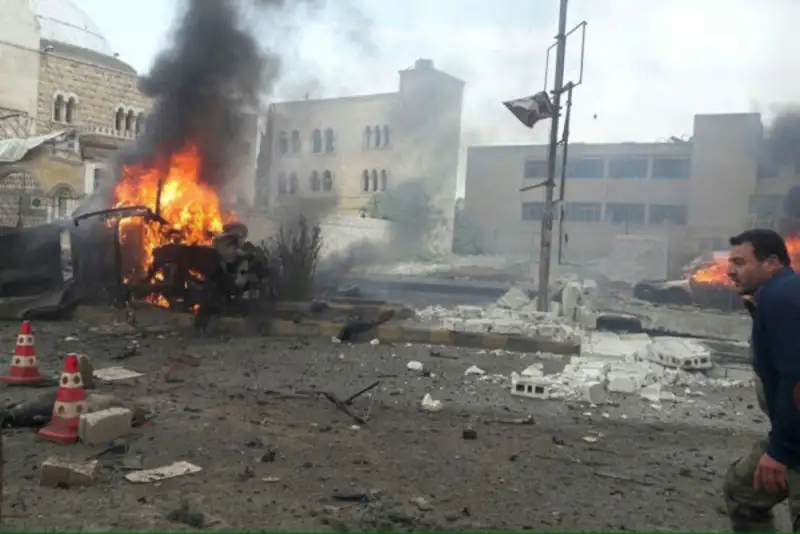 2 انفجار در دمشق؛ دست‌کم 18 نفر زخمی شدند