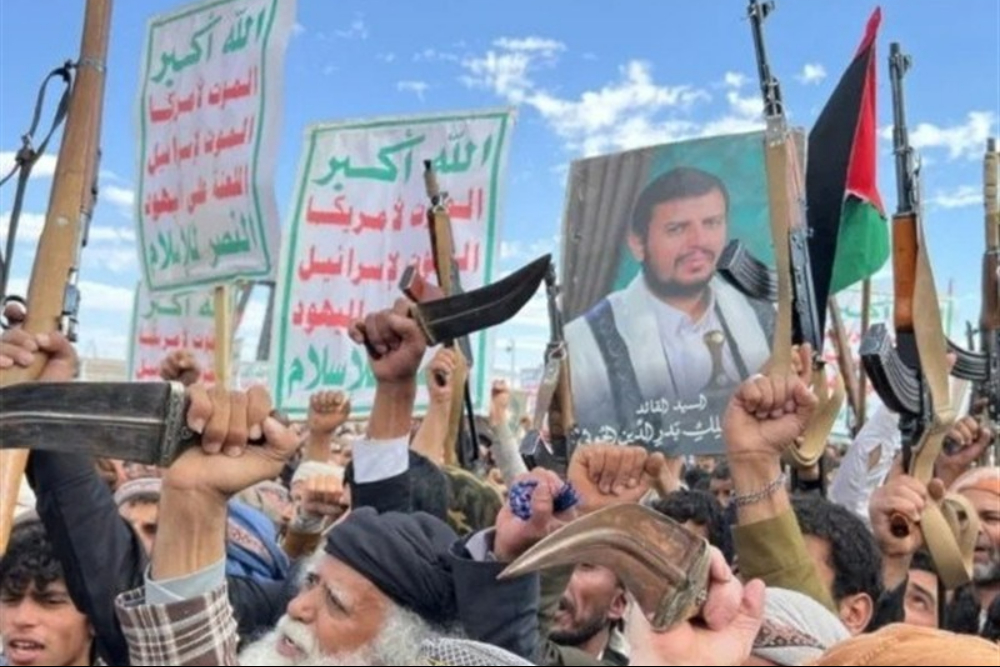 انصارالله: خط هوایی تهران و صنعا فعال است