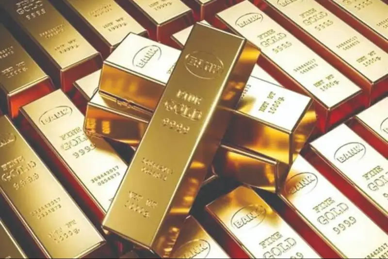 پیش بینی قیمت طلای جهانی / فرار سرمایه‌گذاران طلا از آتش جنگ در خاورمیانه