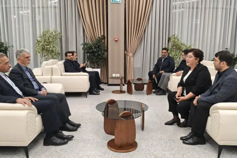 وزیر فرهنگ و ارشاد اسلامی وارد بیشکک شد