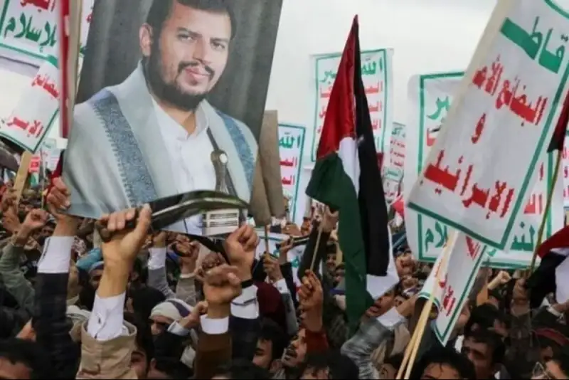 انصارالله: عربستان از آمریکا فاصله نگیرد، غافلگیر می‌شود