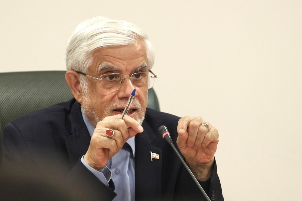 عارف: ایران باید در جمع 10 کشور برتر هوش مصنوعی قرار گیرد