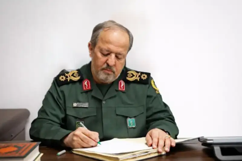 سرپرست وزارت دفاع: خون شهدای اقتدار، توان بازدارندگی ایران را استوارتر از گذشته خواهد کرد