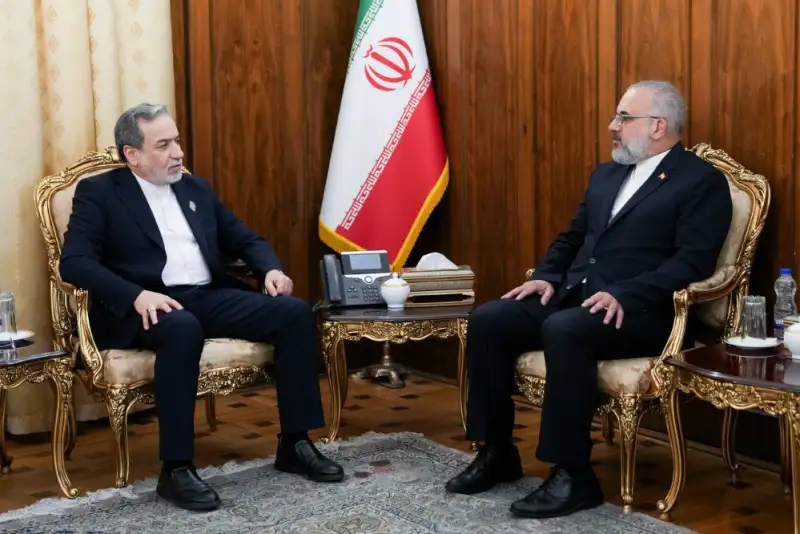 دیدار سفیر جمهوری اسلامی ایران در پرتغال با وزیر امور خارجه