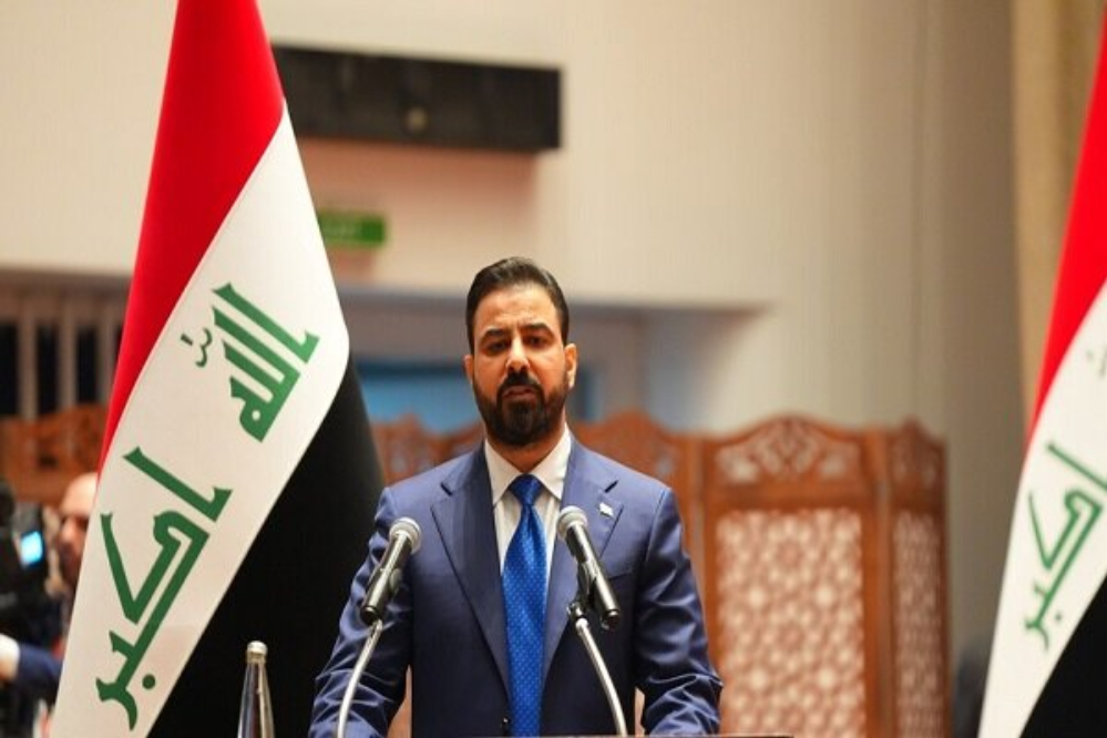 الزيدي يؤكد على منع أي تجاوز أو تهديد ينطلق من الأراضي العراقية تجاه دول الجوار