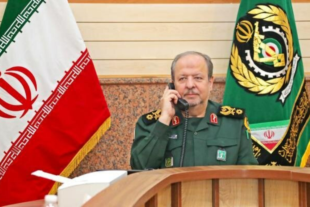 سرپرست وزارت دفاع: به آمریکا اعتماد نداریم؛ پاسخ هر نقض توافق را می‌دهیم