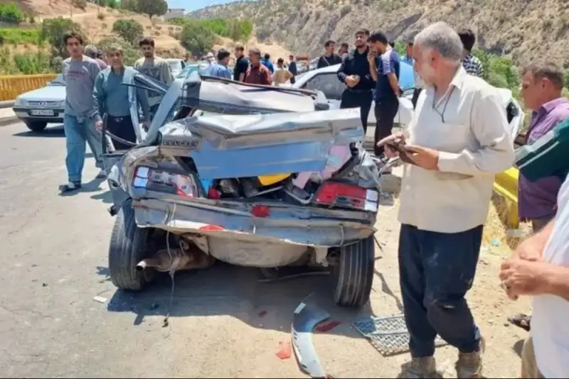 حادثه هولناک در یاسوج؛ تریلی خودروهای پلیس و امداد را در هم کوبید