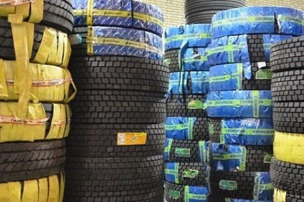 کشف انبار بزرگ احتکار لاستیک در شهرری