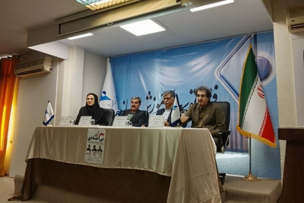 فرقانی: روزنامه‌نگاری با بحران اشتغال و بی‌اعتمادی روبه‌روست
