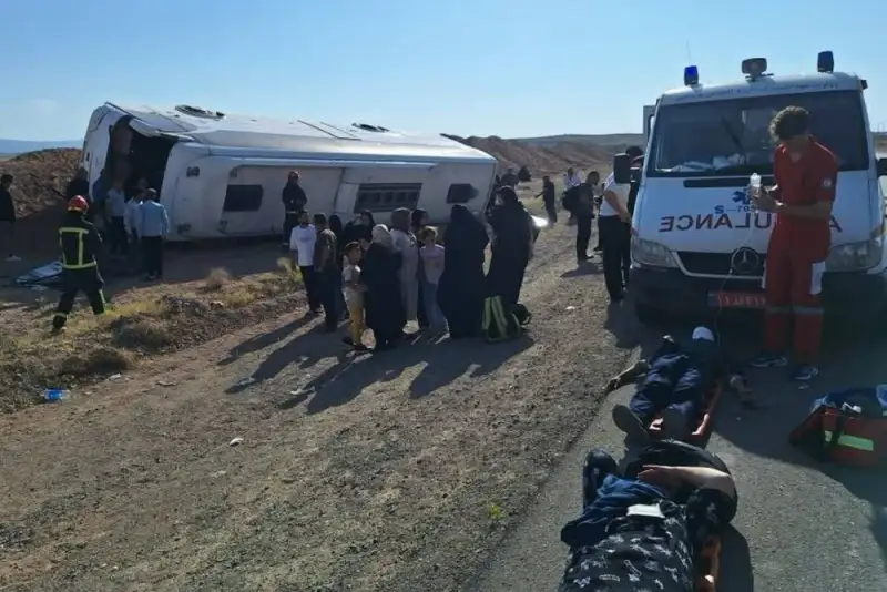حادثه مرگبار اتوبوس در درمیان