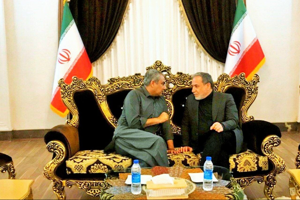 گفت‌وگوی دقیقه نودی عراقچی و وزیر پاکستانی