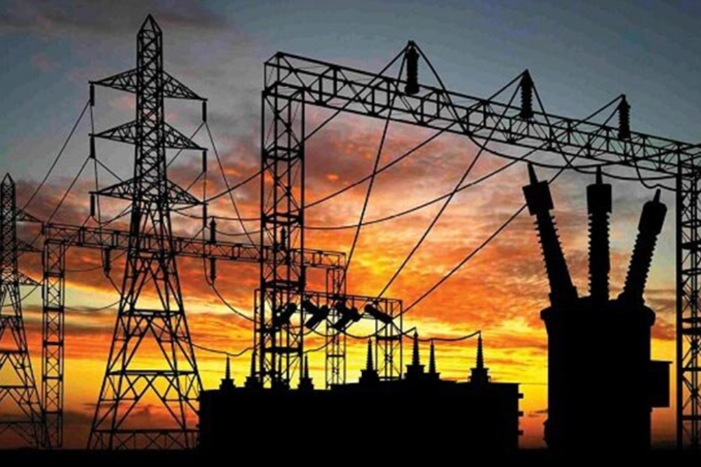 16.5 درصد مشترکان تهران، 40 درصد برق استان را مصرف می‌کنند