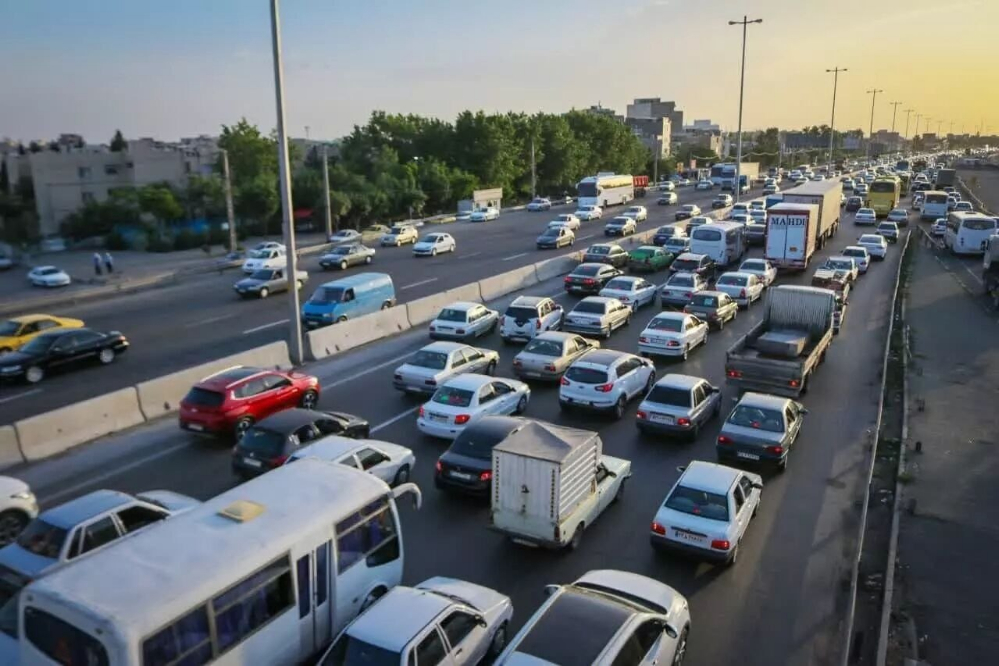 ترافیک سنگین در آزادراه تهران - کرج -قزوین