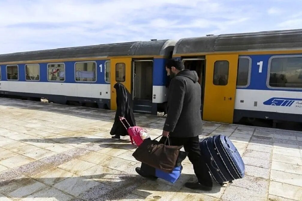 پیش فروش بلیت قطار‌های مسافری شهریور از فردا