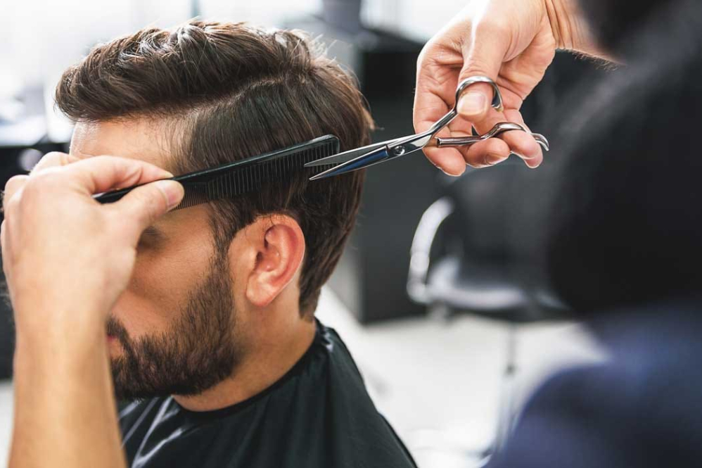 آیا کوتاه‌کردن، واقعاً رشد مو را تسریع می‌کند