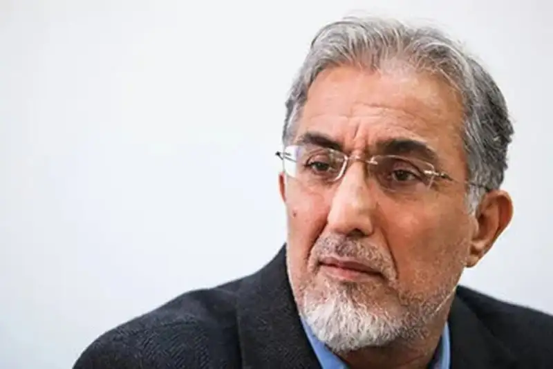 راغفر: افزایش قیمت بنزین و انرژی فشار اصلی را به اقشار کم‌درآمد وارد می‌کند