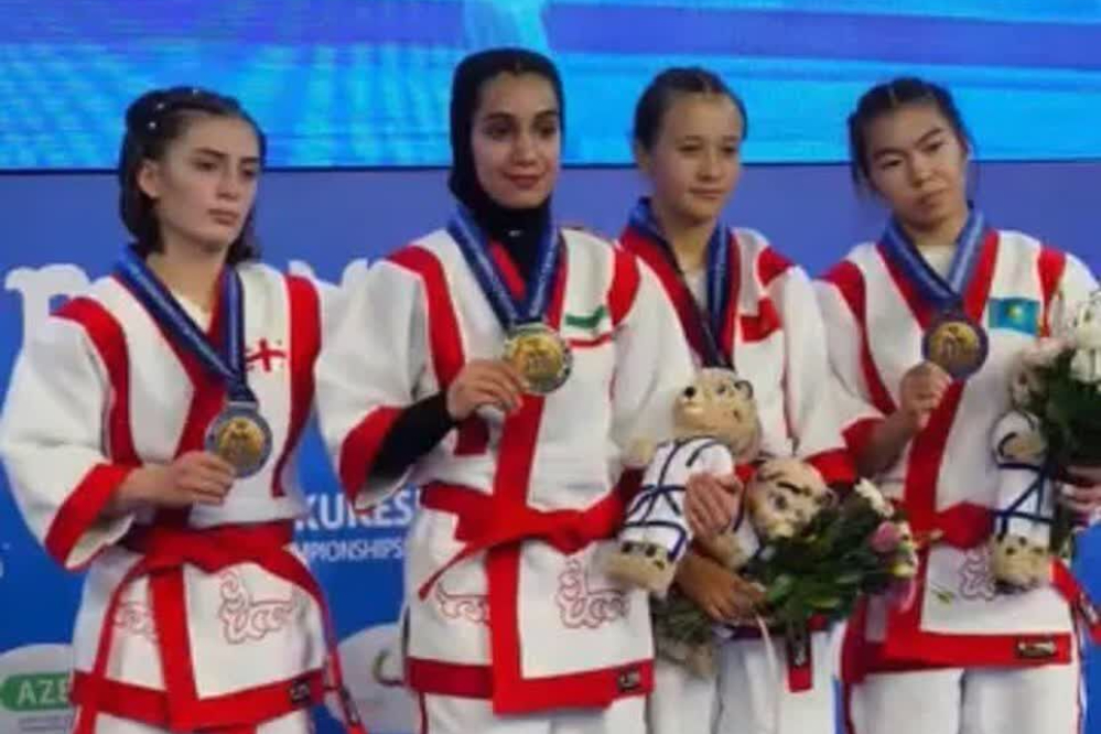 سيدتان إيرانيتان تحصدان ذهبية وفضية في بطولة العالم للكوراش