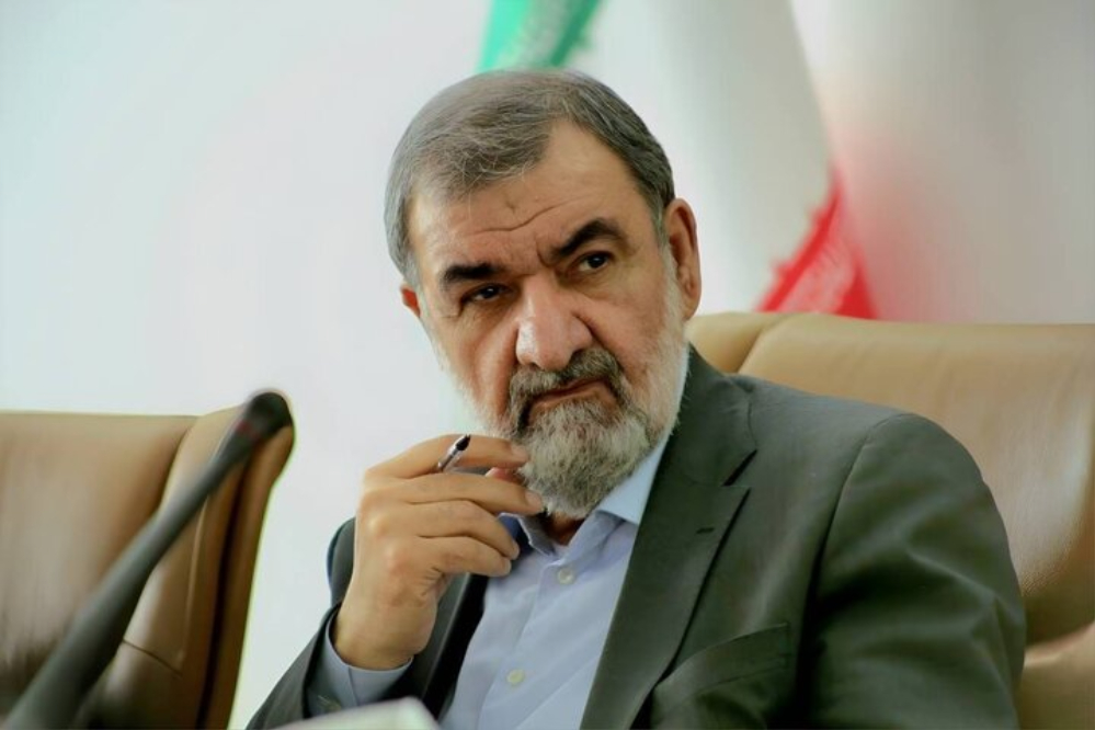 محسن رضائي: إذا استمرت الحرب الاقتصادية، فلن يُصدّر ولو قطرة نفط واحدة من المنطقة