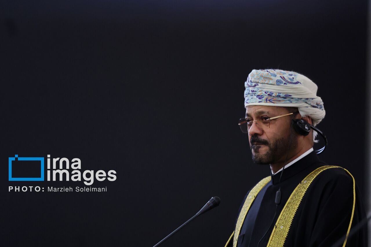 Oman FM to visit Tehran for regional consultations