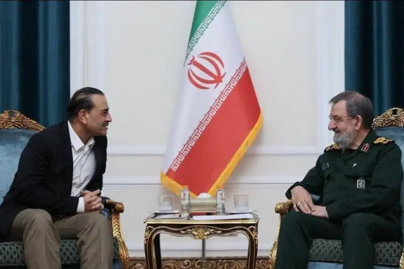 رضایی به عاصم منیر: به آمریکا بی‌اعتمادیم و باید رفتارش را تغییر دهد