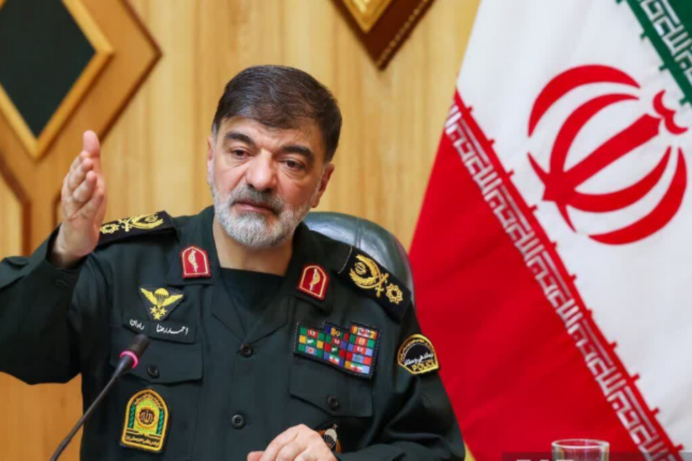 رادان: دشمن منتظر یک بهانه برای آشوب است