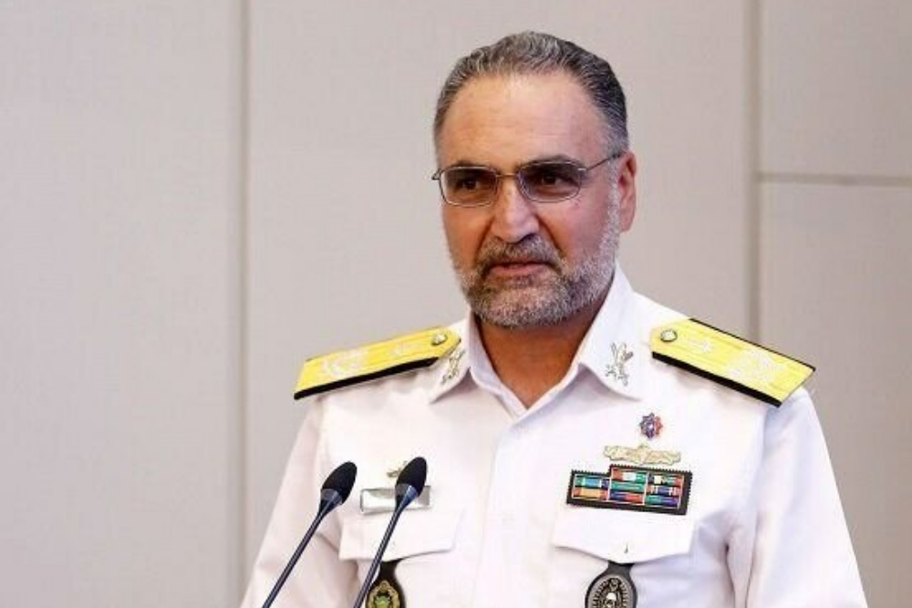 دریادار بمانی: راه شهدای «دنا» را ادامه می‌دهیم