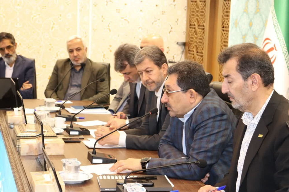 وزير الصناعة: البلاد لا تعاني أي نقص في توفير المواد الأولية لصناعة البتروكيماويات