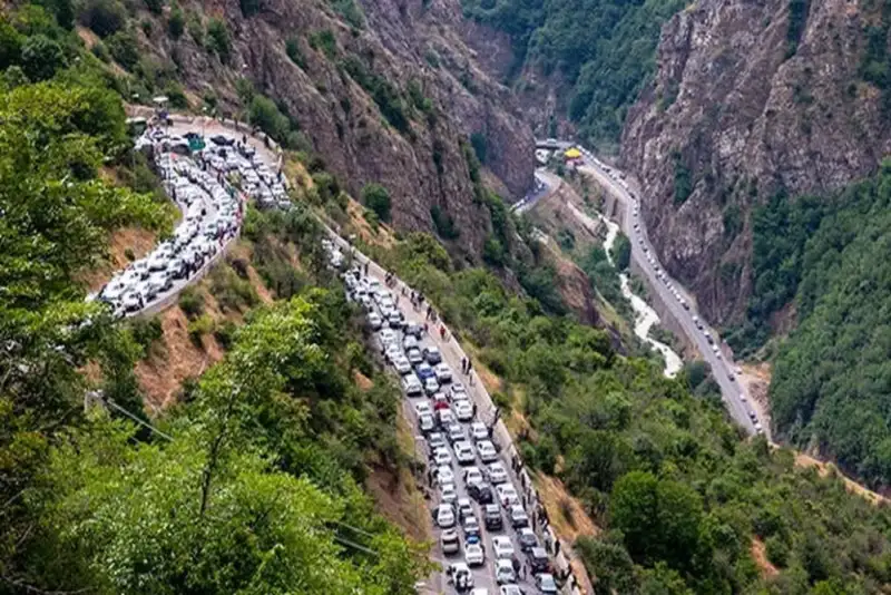 آخرین وضعیت جاده‌های شمال؛ ترافیک سنگین در چالوس، هراز و آزادراه تهران ـ شمال