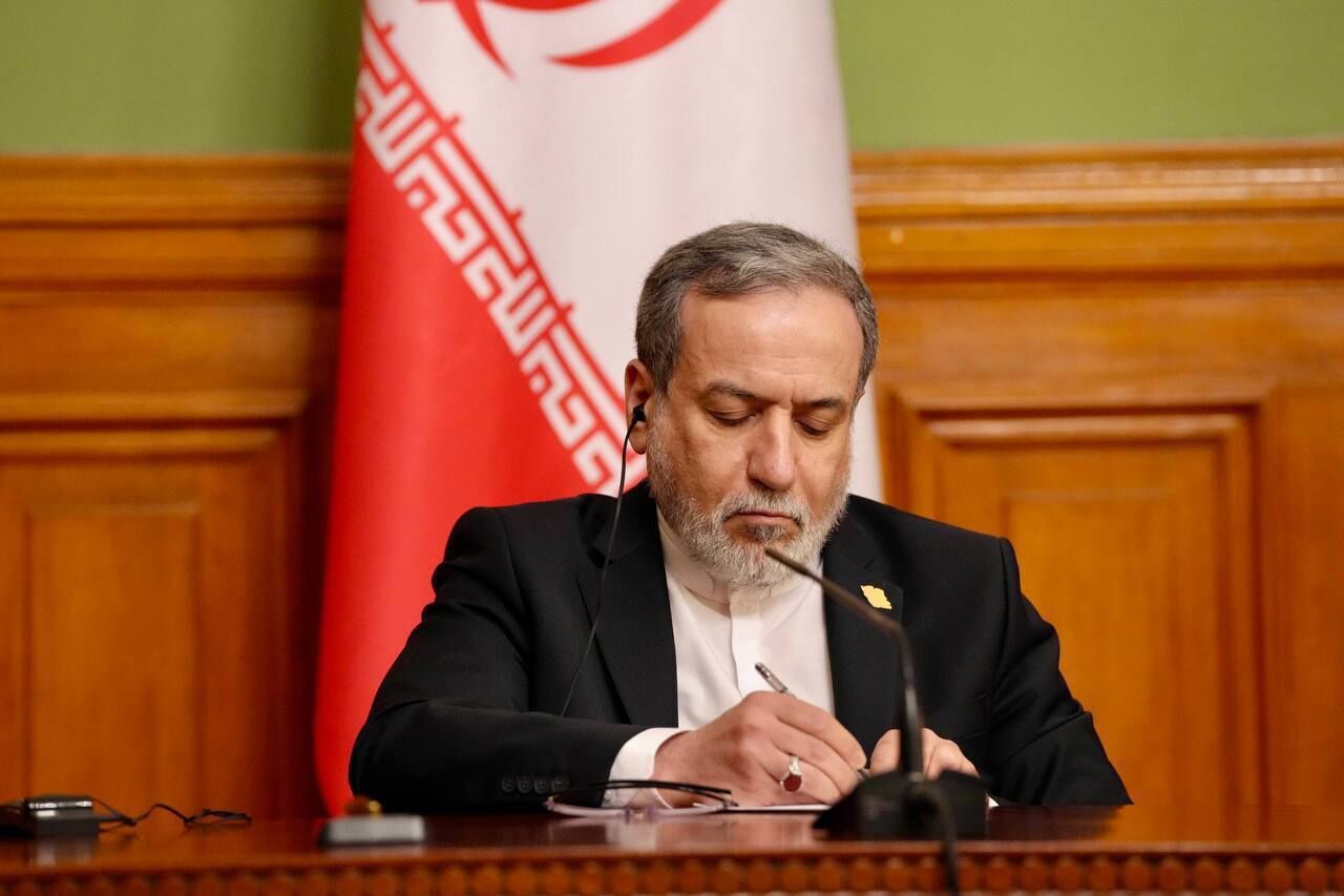 Araghchi urges UN to react to unlawful US sanctions