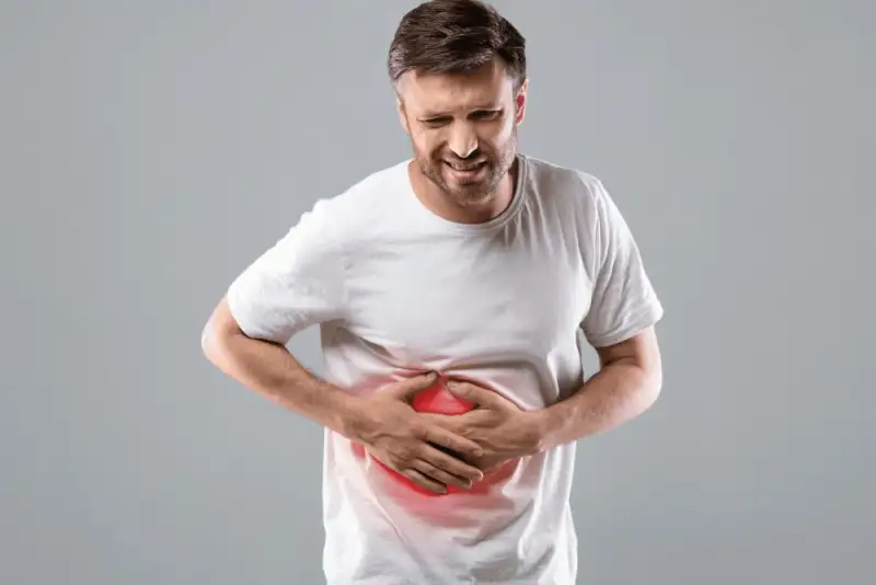 چهار علامت زنگ‌خطر وجود مشکلات کبدی