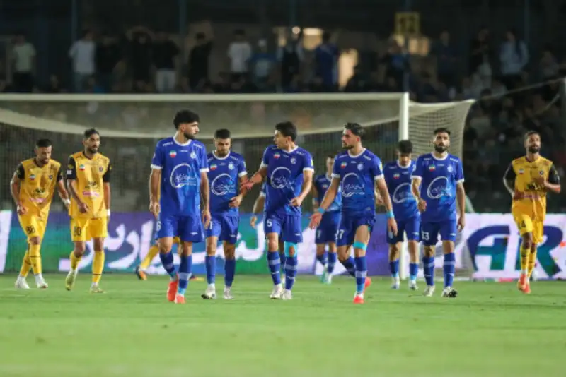 ترکیب احتمالی استقلال مقابل فولاد در بازی امشب جمعه 6 شهریور