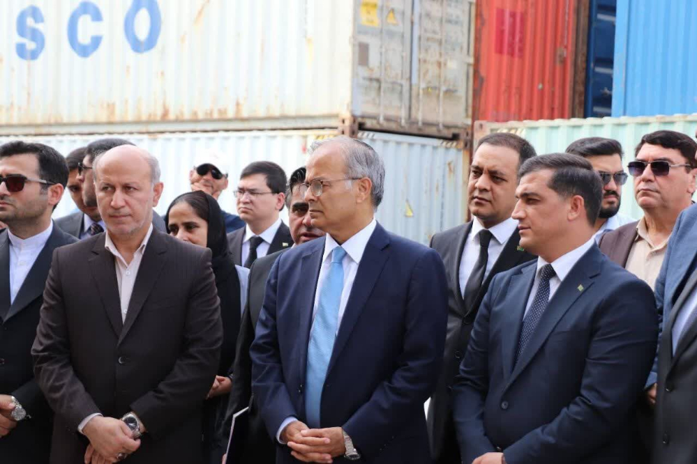 أمين عام منظمة التعاون الاقتصادي (ECO) يتفقد منطقة "إينجة برون" الحرة على الحدود التركمنستانية