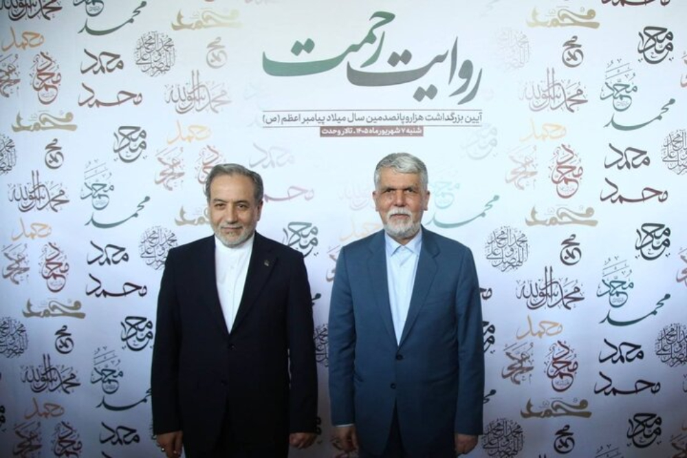وزیر خارجه: ملت ایران با مقاومت خود شگفتی آفرید