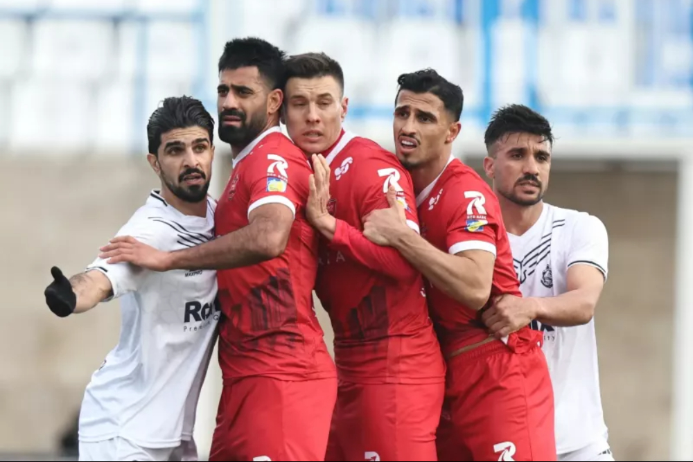 پرسپولیس 1-0 ملوان/ سرخپوشان به دنبال موقعیت‌سازی برای پیروزی