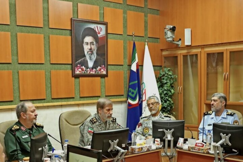 نشست تخصصی ارتش برای بررسی تحولات و ارتقای آمادگی و توان دفاعی ایران